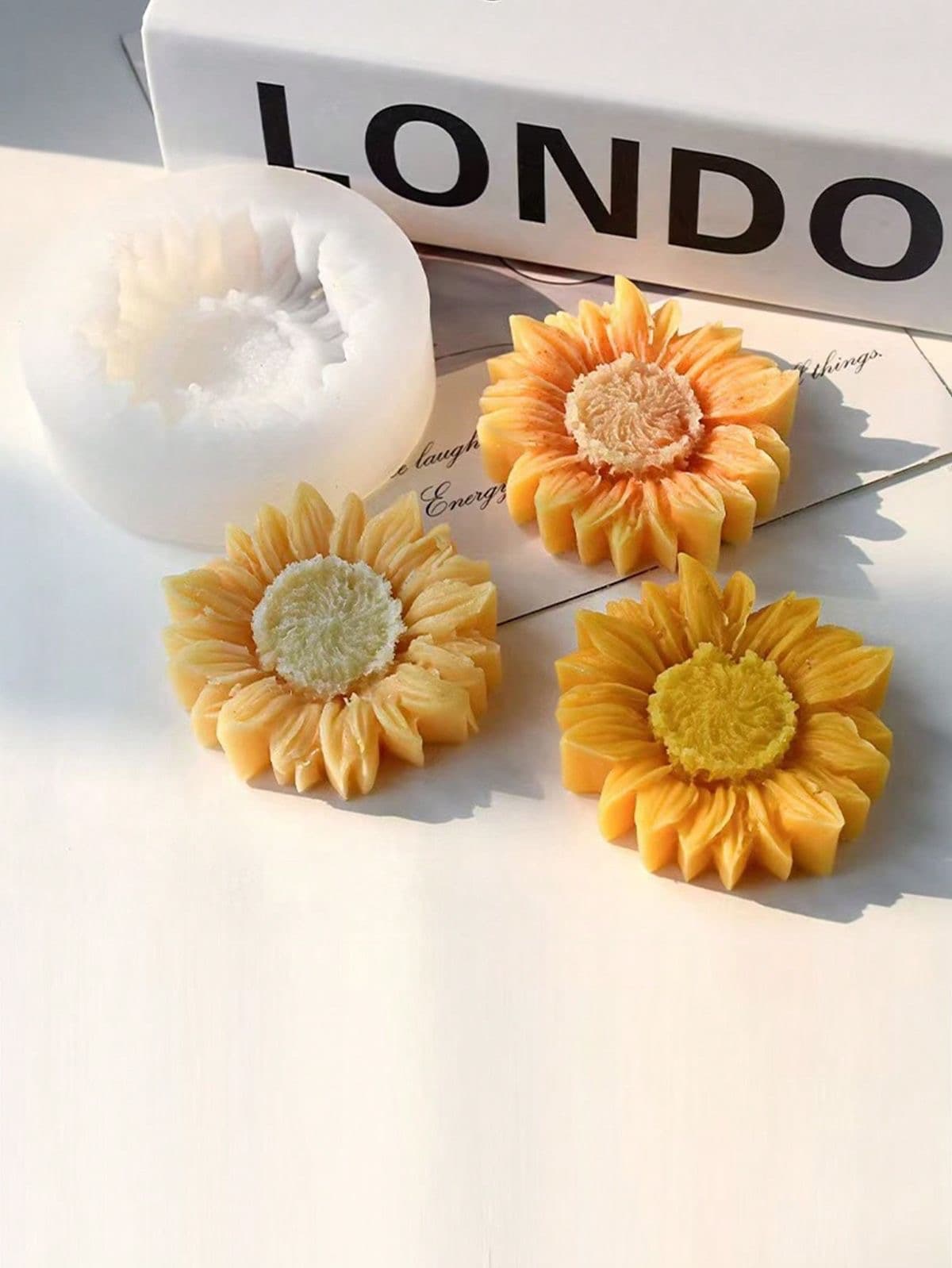 Sunflower Mould